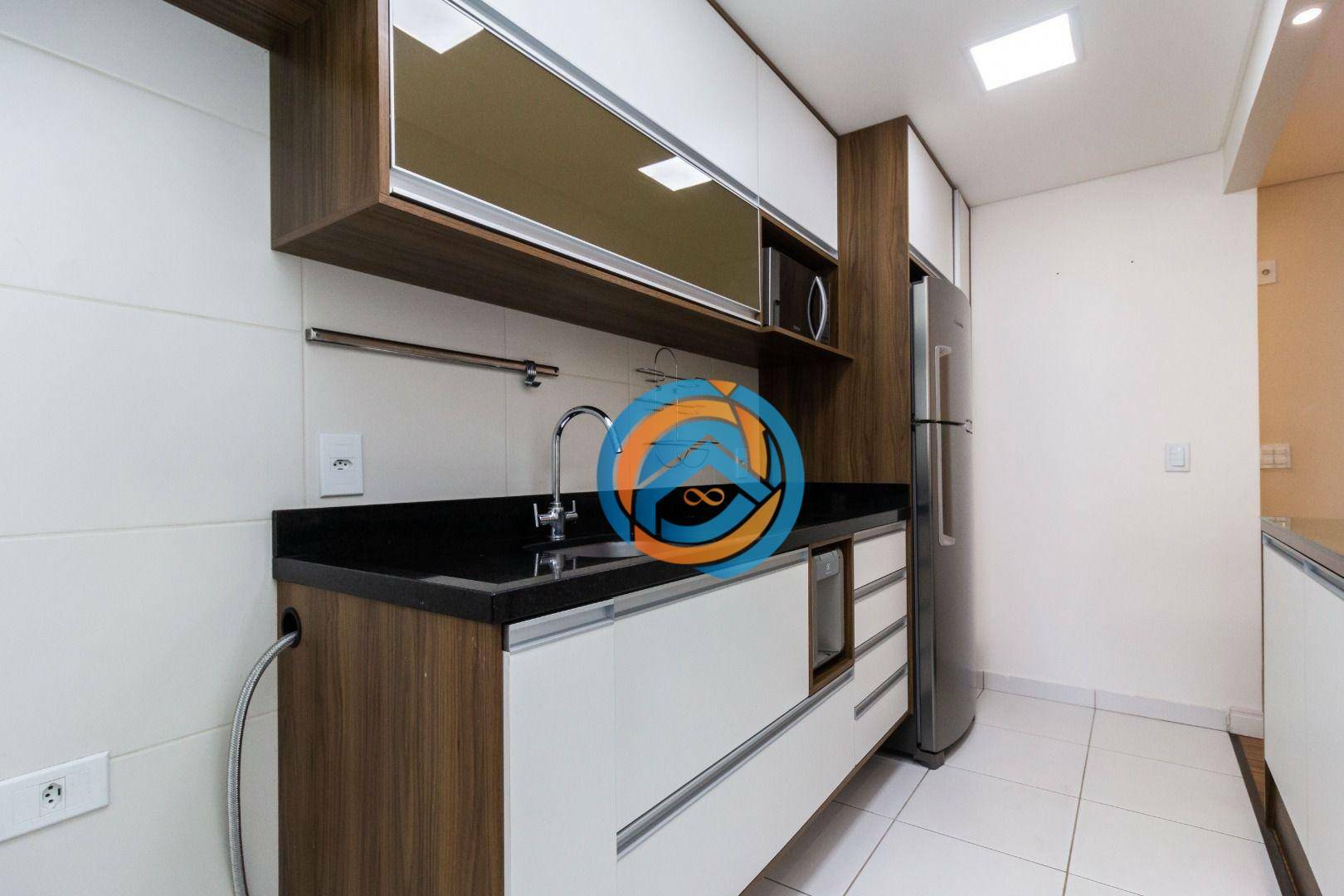 Apartamento à venda com 2 quartos, 68m² - Foto 14