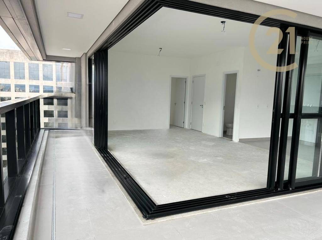 Apartamento à venda com 3 quartos, 145m² - Foto 24