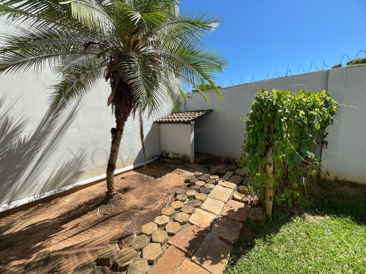 Casa à venda com 3 quartos, 337m² - Foto 26