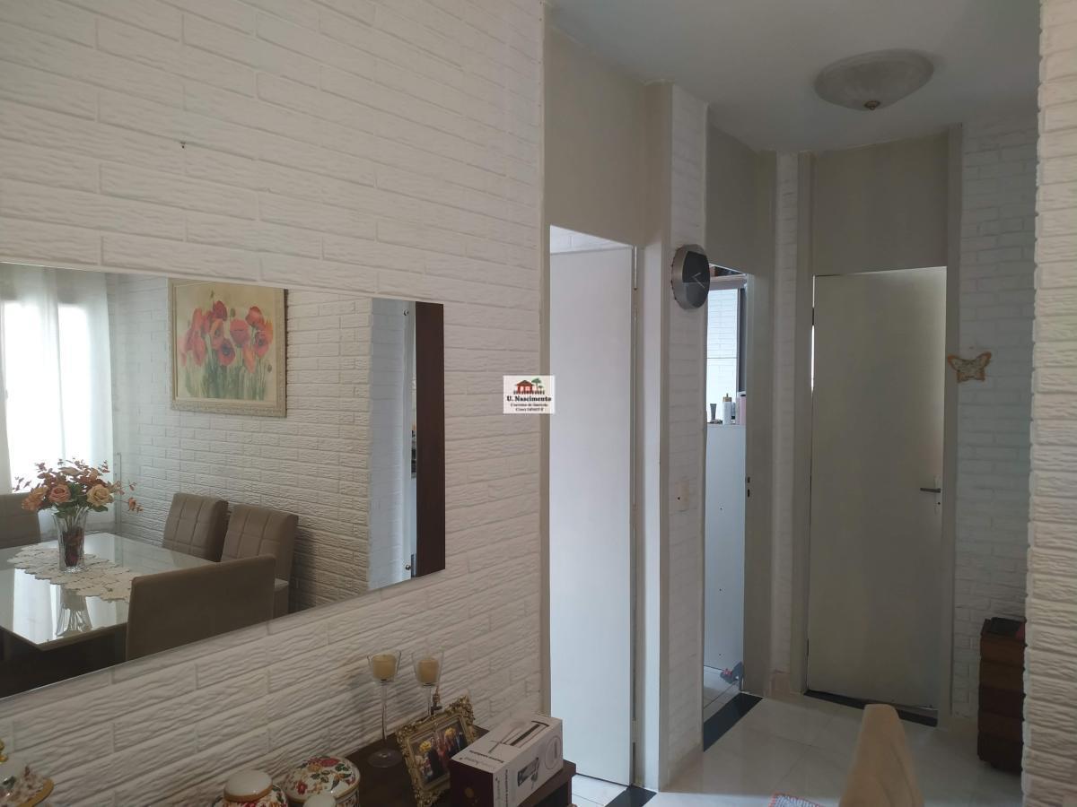 Apartamento à venda com 2 quartos, 49m² - Foto 12