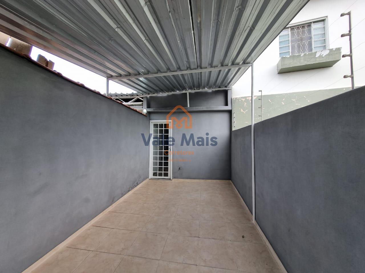 Casa para alugar com 2 quartos, 70m² - Foto 2