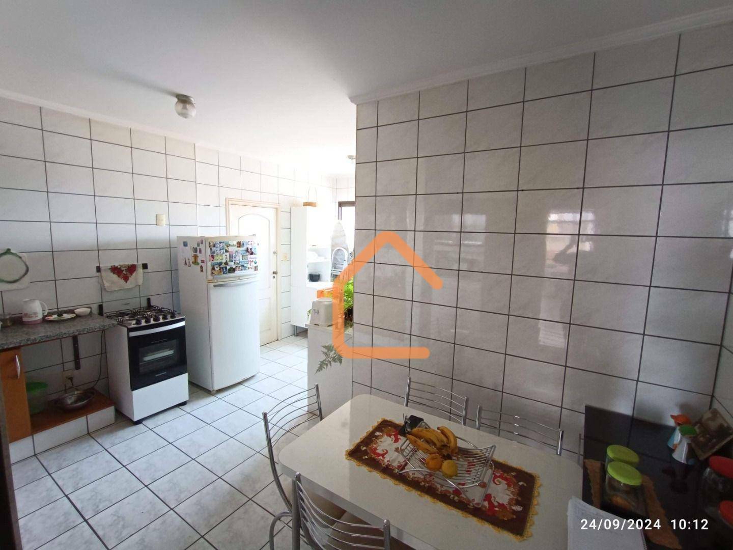 Apartamento à venda com 3 quartos, 125m² - Foto 6