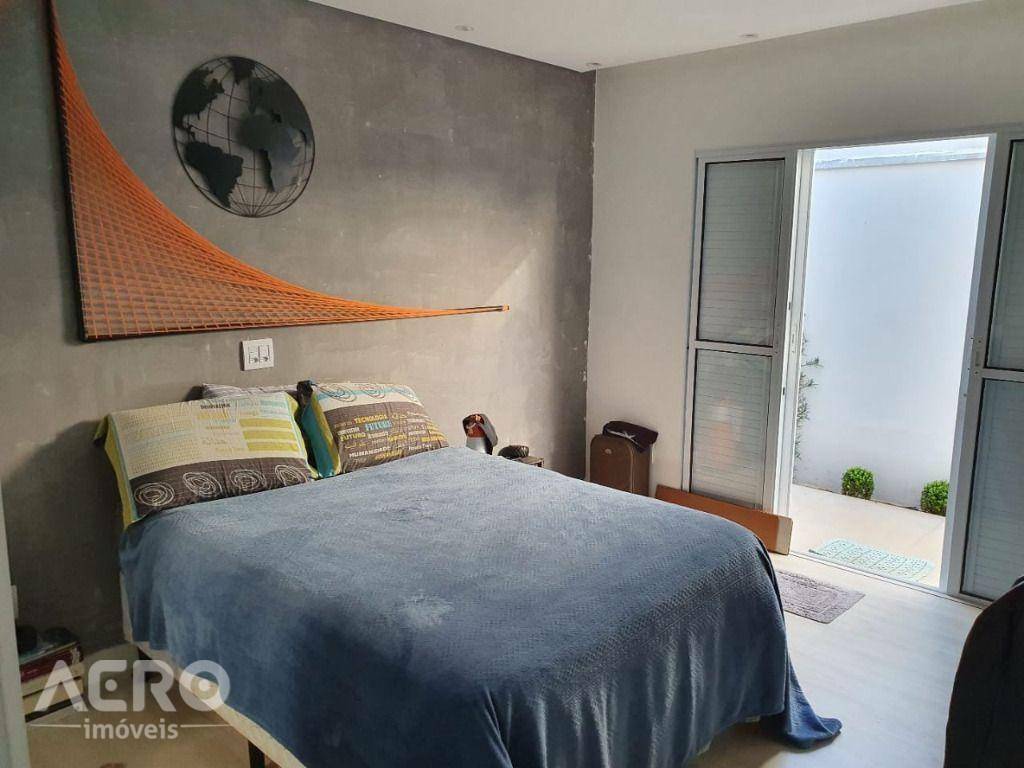 Casa de Condomínio à venda com 3 quartos, 210m² - Foto 9