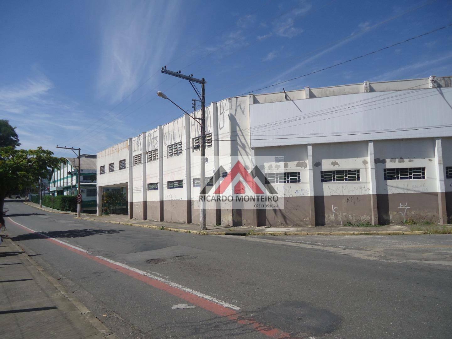 Depósito-Galpão-Armazém para alugar, 1570m² - Foto 22