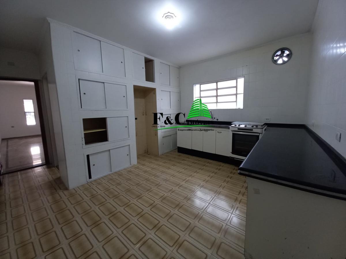 Casa à venda com 3 quartos, 195m² - Foto 11