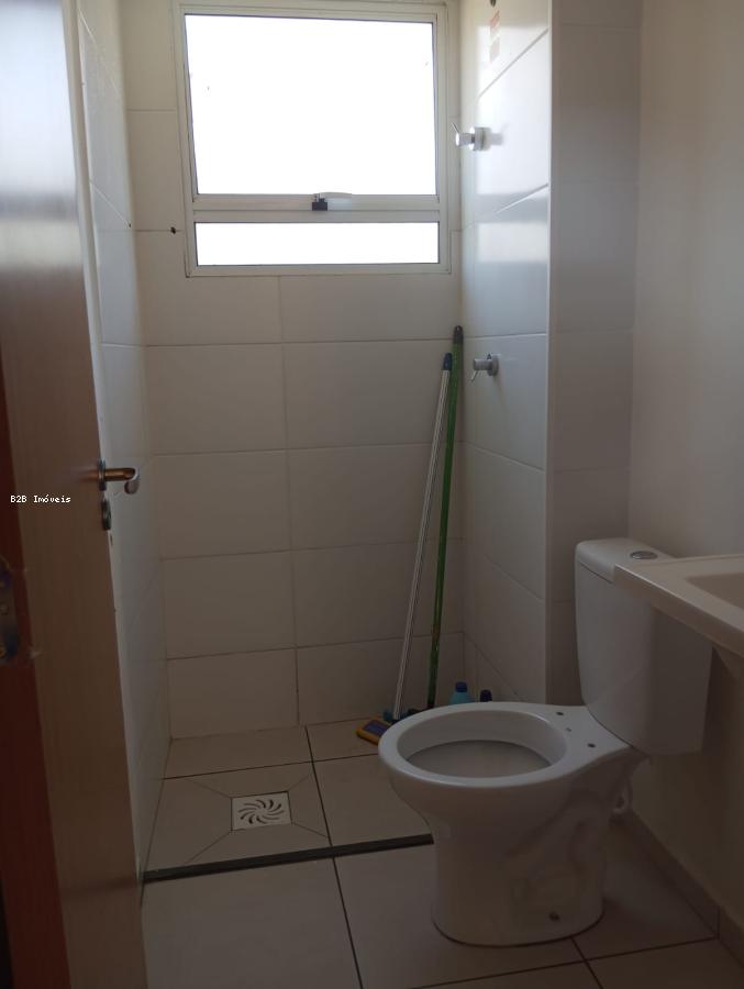 Apartamento à venda com 2 quartos, 42m² - Foto 16