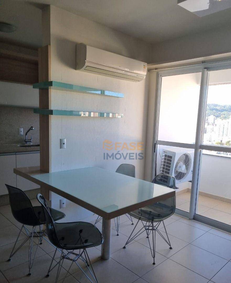 Apartamento à venda com 2 quartos, 65m² - Foto 5