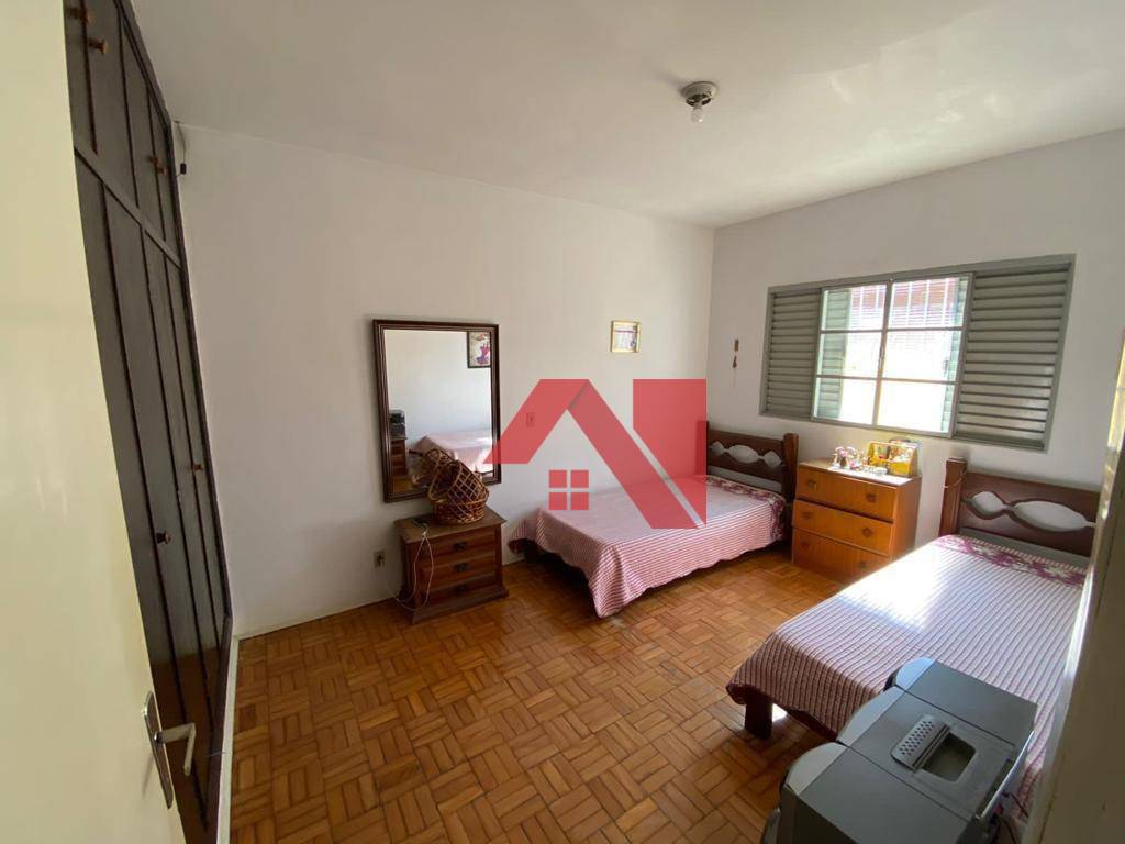 Casa à venda com 3 quartos, 157m² - Foto 6