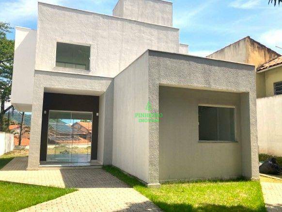 Casa à venda com 3 quartos, 121m² - Foto 1