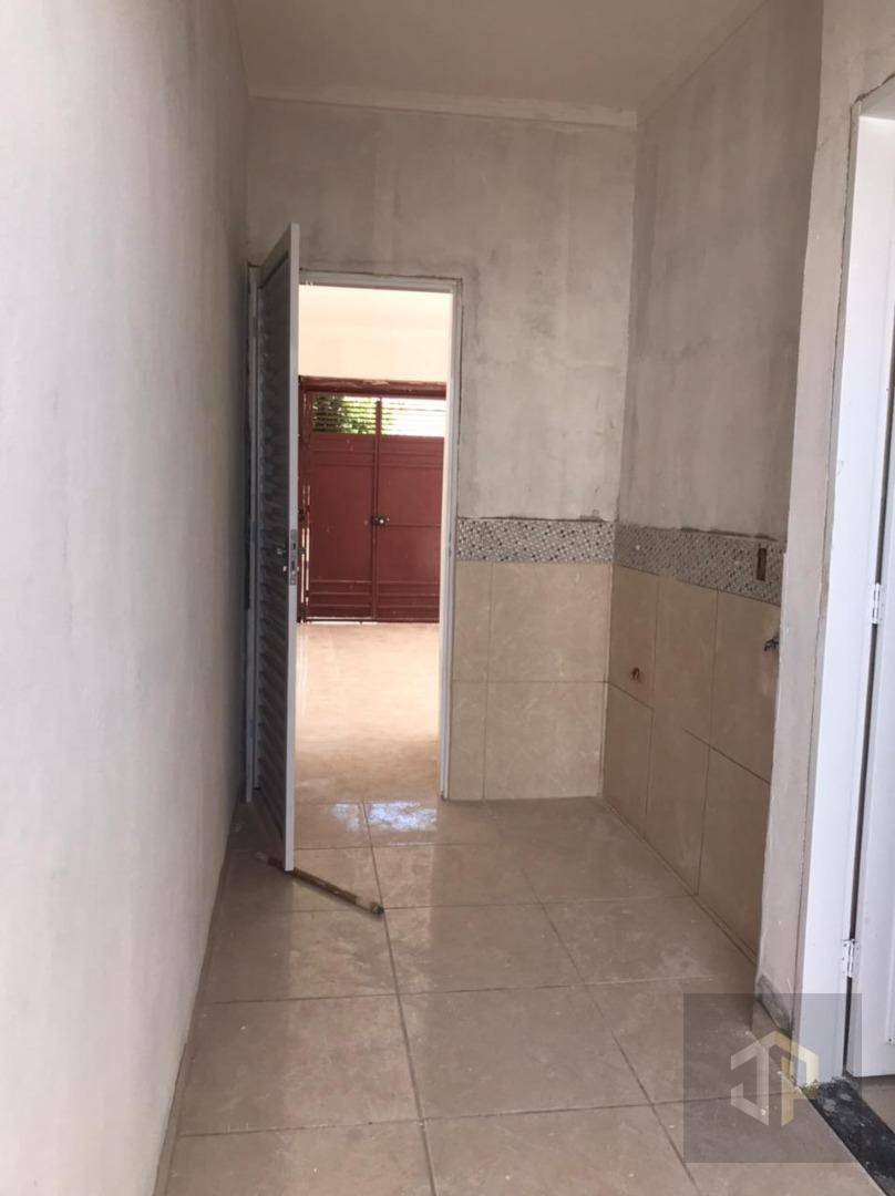 Casa à venda com 2 quartos, 76m² - Foto 15