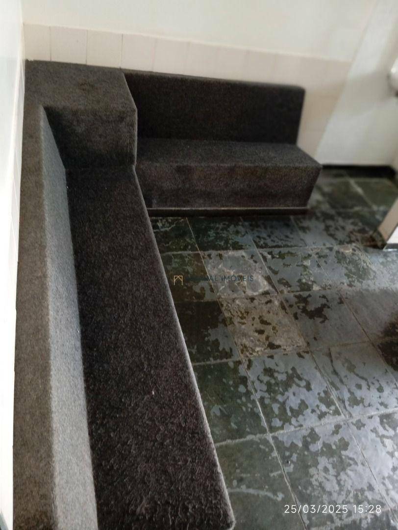 Casa à venda e aluguel com 2 quartos, 85m² - Foto 18
