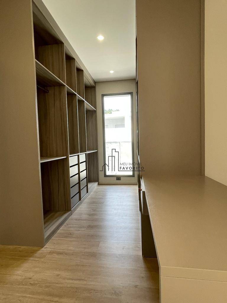 Casa à venda com 3 quartos, 200m² - Foto 12