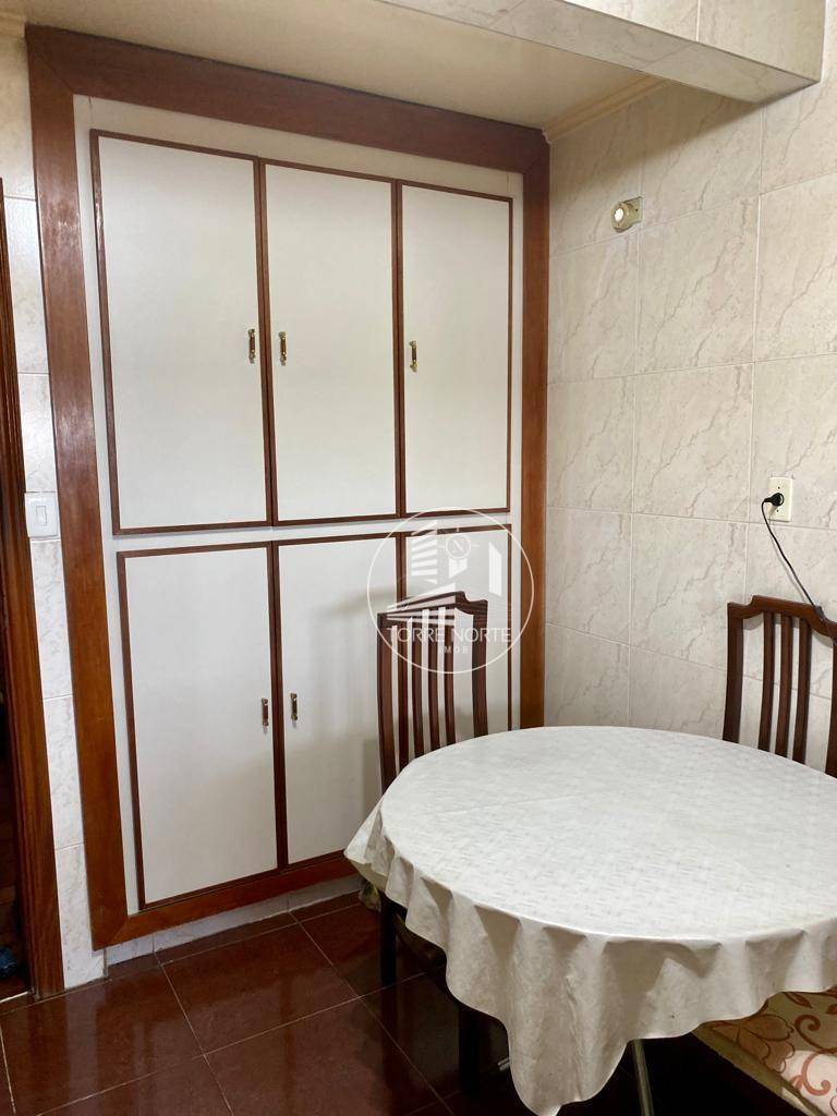 Apartamento à venda com 3 quartos, 141m² - Foto 62