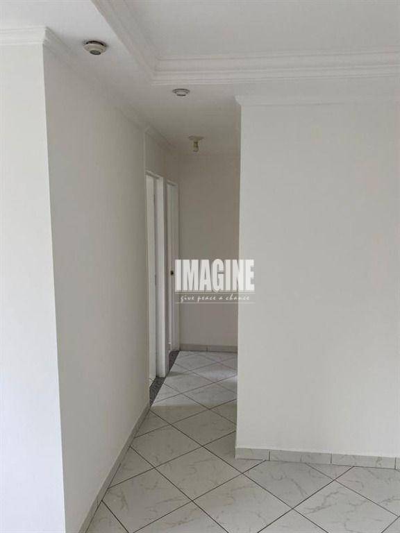 Apartamento à venda com 2 quartos, 55m² - Foto 14