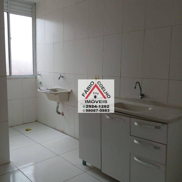 Apartamento à venda com 2 quartos, 48m² - Foto 3