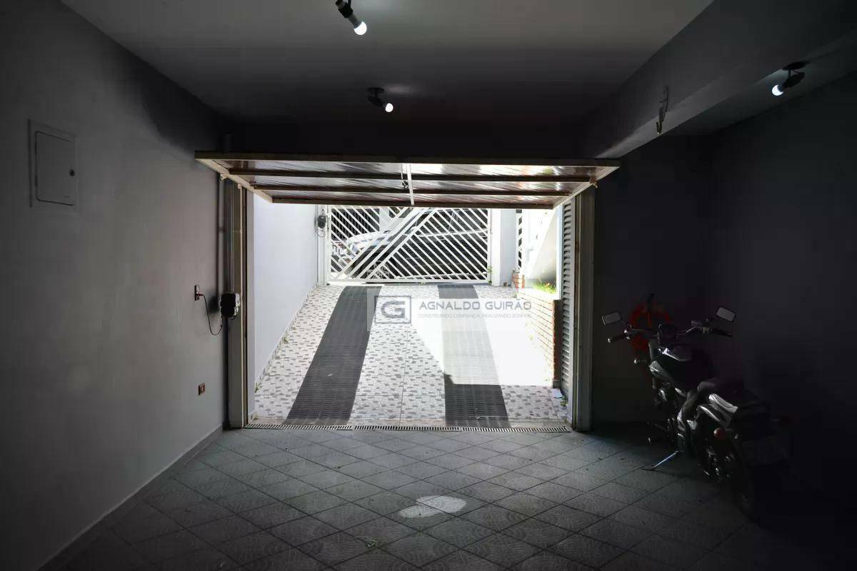 Sobrado à venda com 4 quartos, 390m² - Foto 57