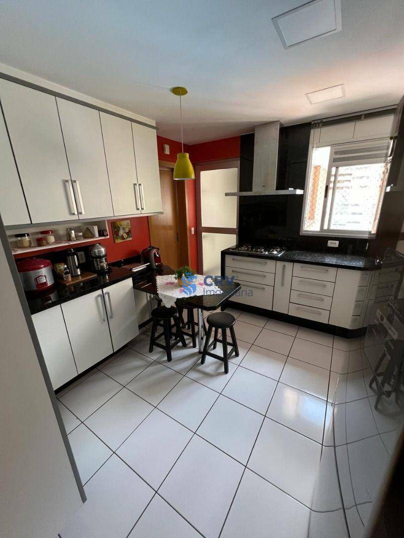 Apartamento à venda com 3 quartos, 130m² - Foto 14