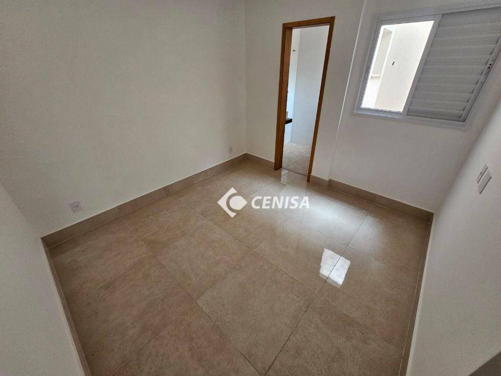 Casa à venda com 2 quartos, 63m² - Foto 13