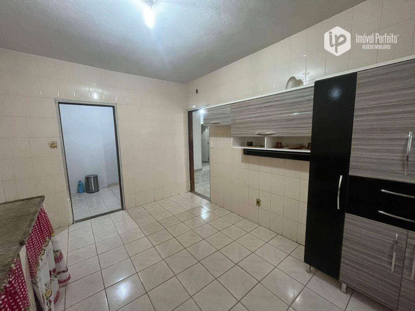 Casa para alugar com 3 quartos, 100m² - Foto 14