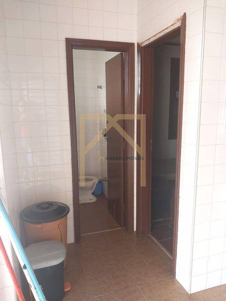 Chácara à venda com 4 quartos, 200m² - Foto 4