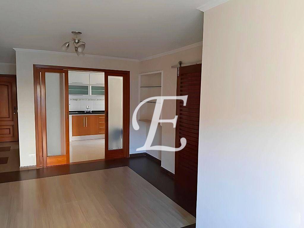 Apartamento à venda com 3 quartos, 93m² - Foto 2