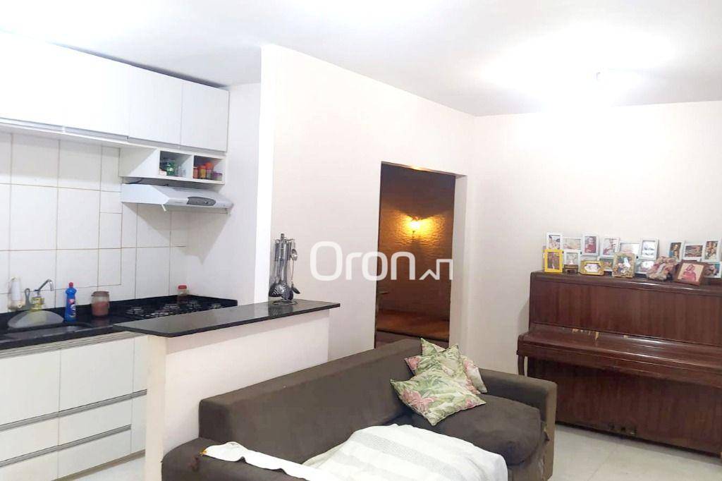 Casa de Condomínio à venda com 2 quartos, 107m² - Foto 1