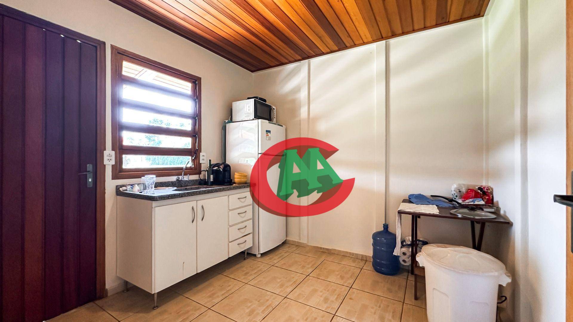 Chácara à venda com 3 quartos, 183m² - Foto 18