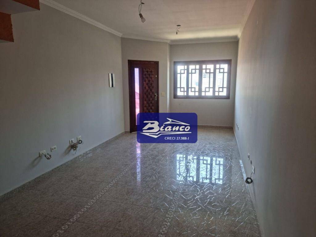 Sobrado à venda com 3 quartos, 185m² - Foto 44