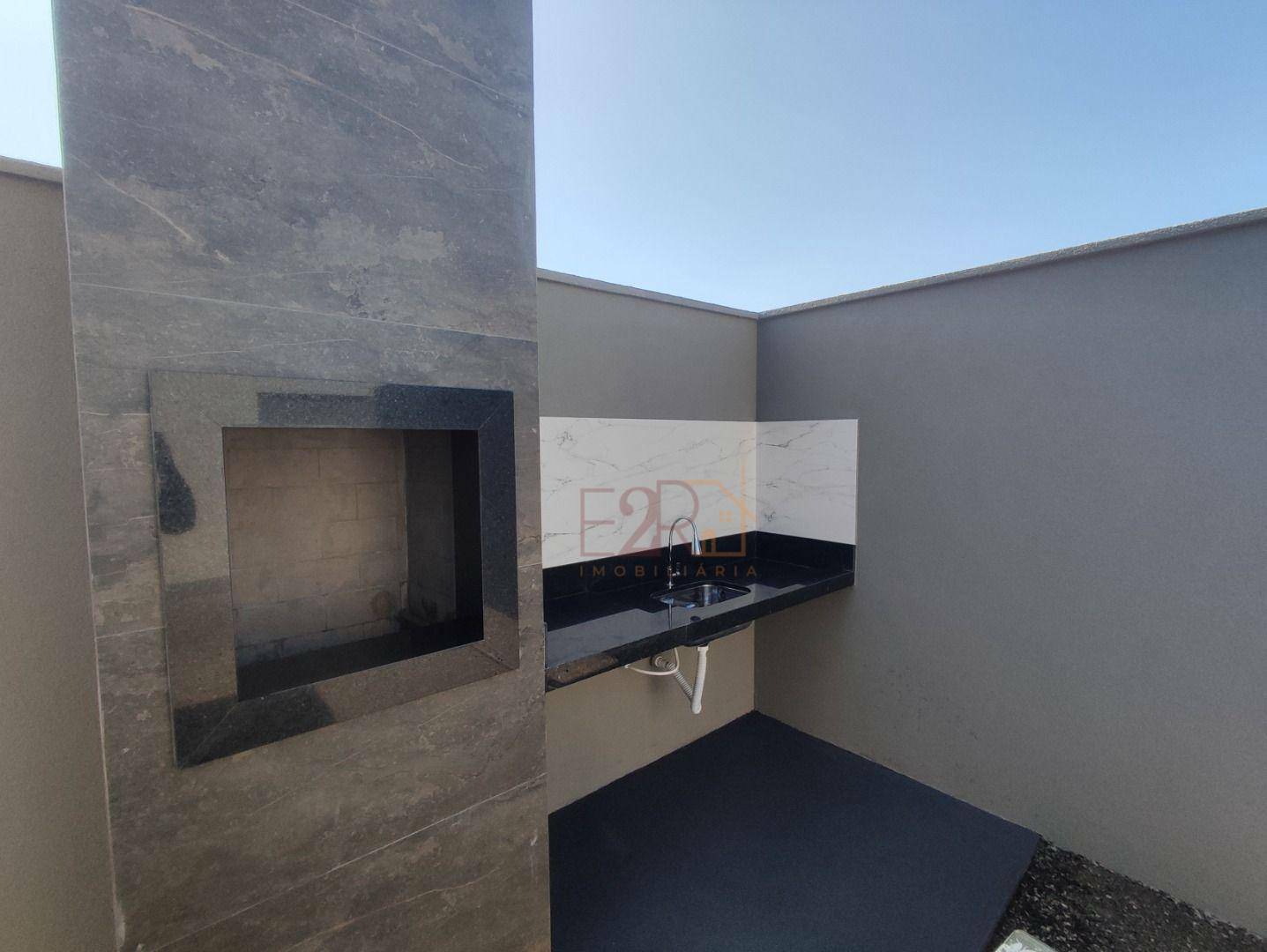 Casa à venda com 3 quartos, 101m² - Foto 11