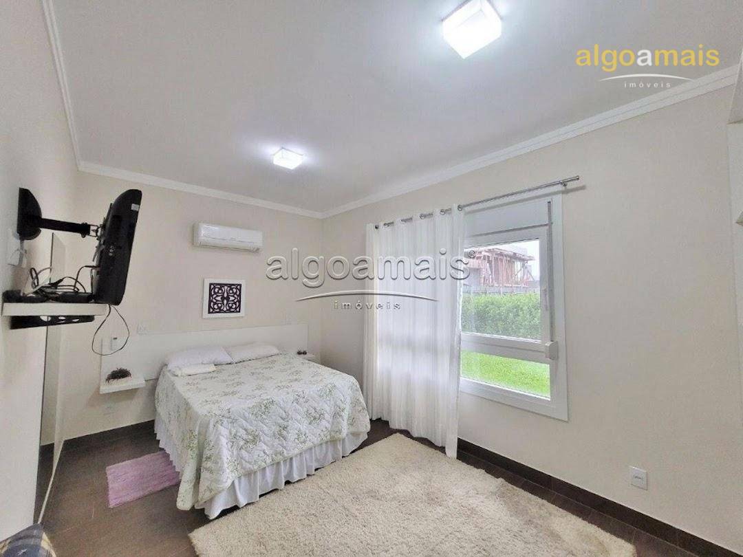 Casa de Condomínio à venda com 3 quartos, 280m² - Foto 18