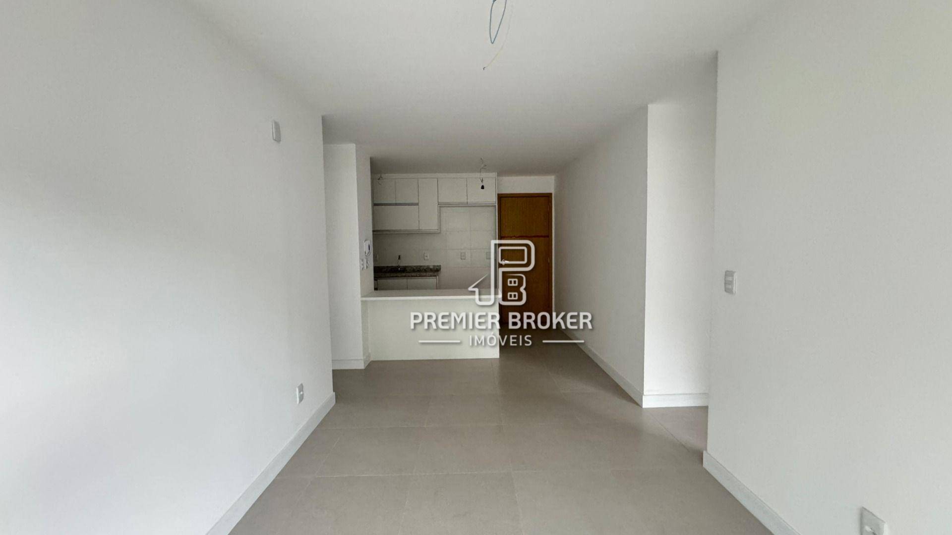 Apartamento à venda com 2 quartos, 66m² - Foto 3