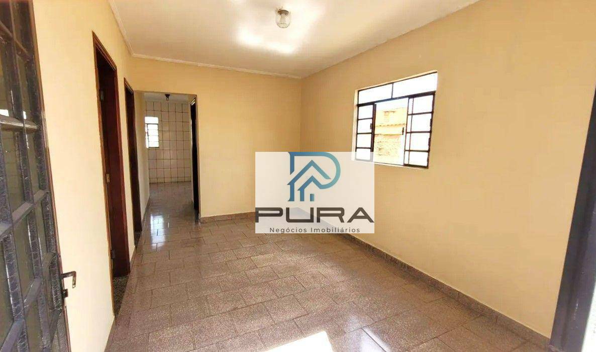 Casa à venda com 2 quartos, 97m² - Foto 3