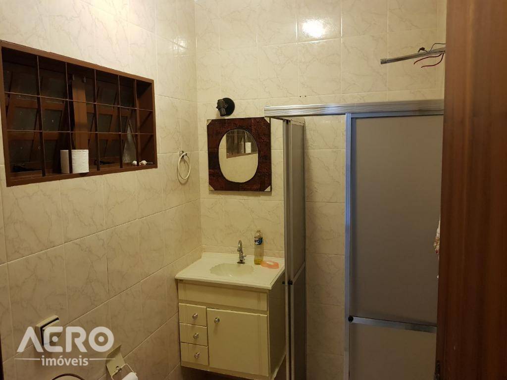 Chácara à venda com 5 quartos, 530m² - Foto 27