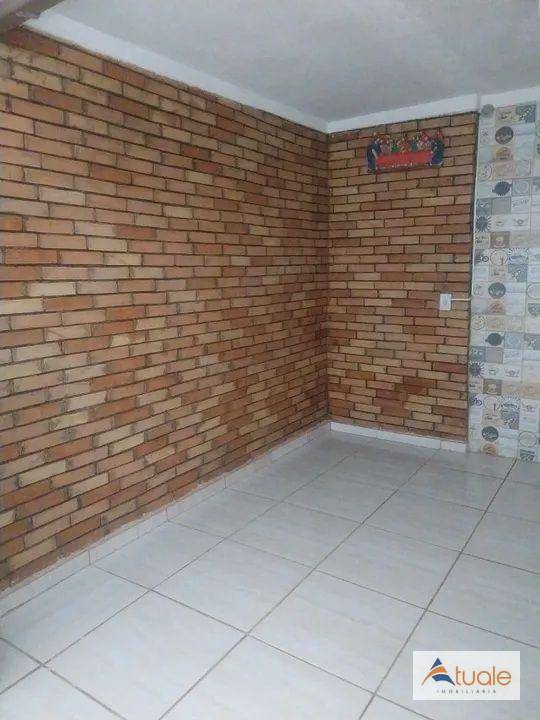 Casa à venda com 3 quartos, 200m² - Foto 2