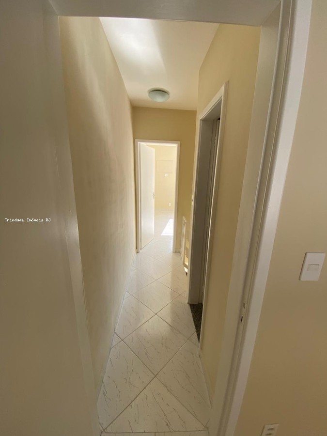 Casa para alugar com 2 quartos, 75m² - Foto 6