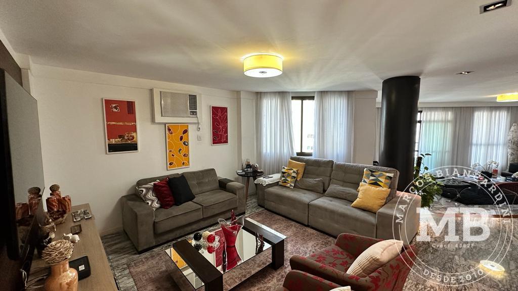 Apartamento à venda com 4 quartos, 257m² - Foto 11