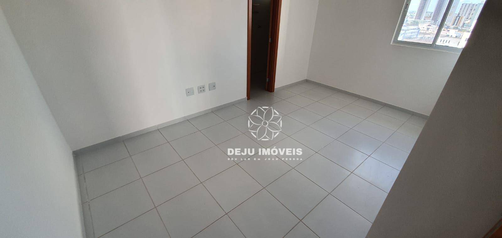 Apartamento à venda com 3 quartos, 114m² - Foto 2