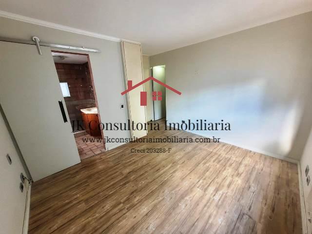 Apartamento à venda com 3 quartos, 136m² - Foto 13