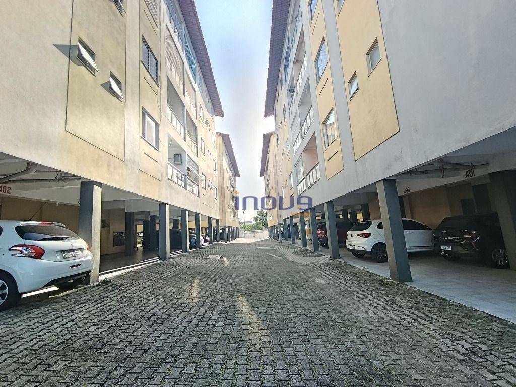 Apartamento para alugar com 3 quartos, 116m² - Foto 18