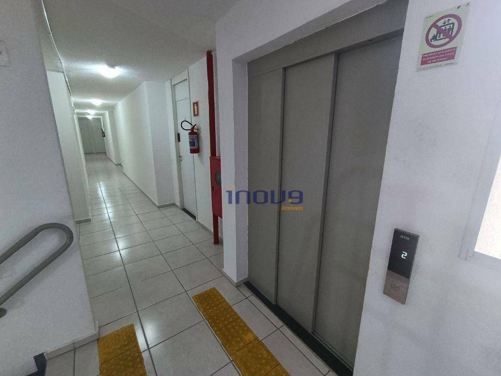 Apartamento para alugar com 2 quartos, 41m² - Foto 2