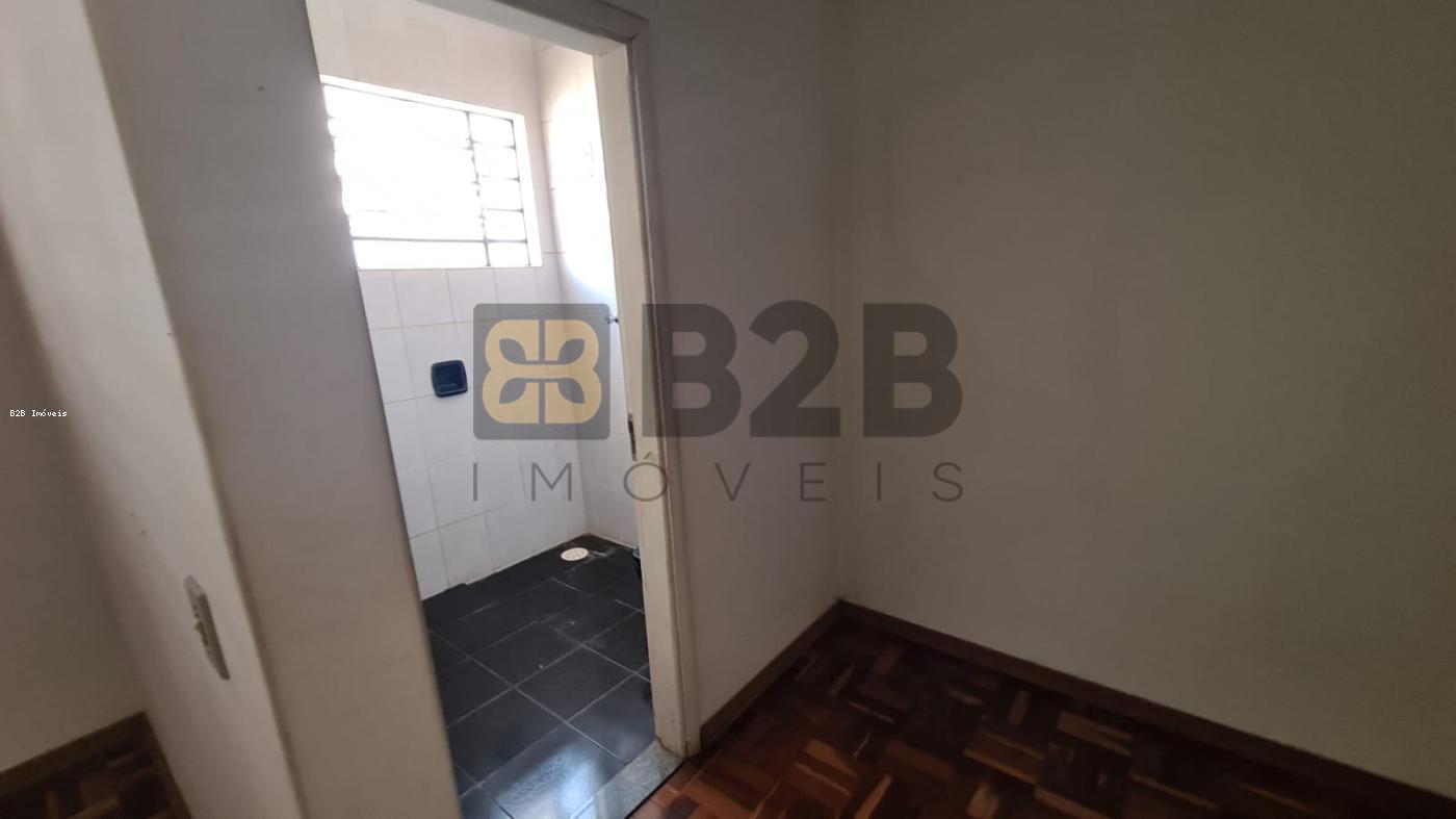 Casa à venda com 3 quartos, 560m² - Foto 18