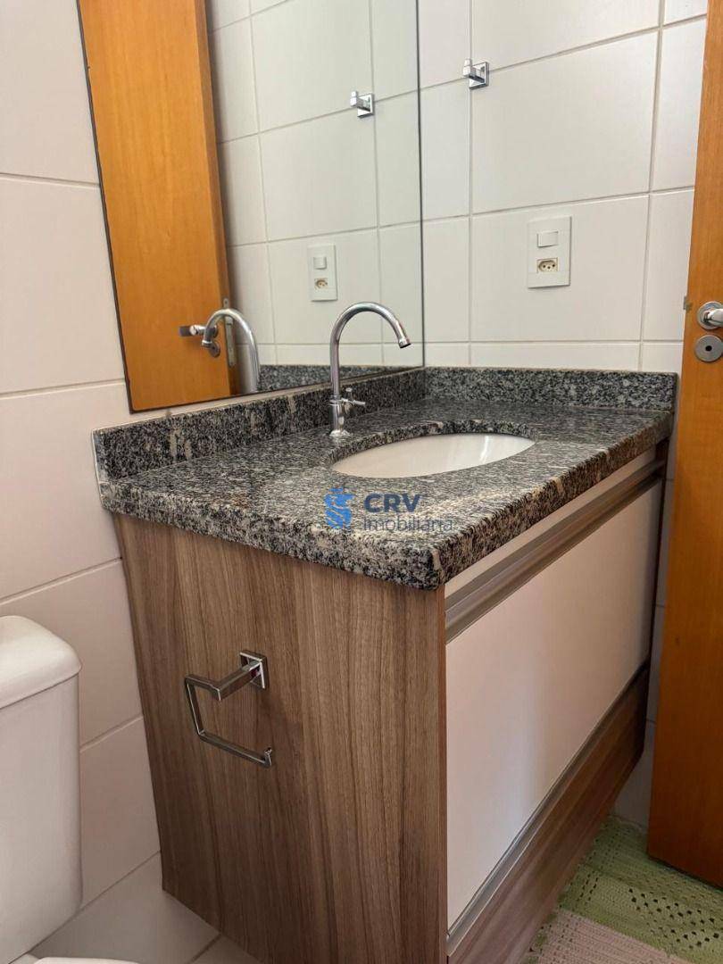 Apartamento para alugar com 2 quartos, 75m² - Foto 22