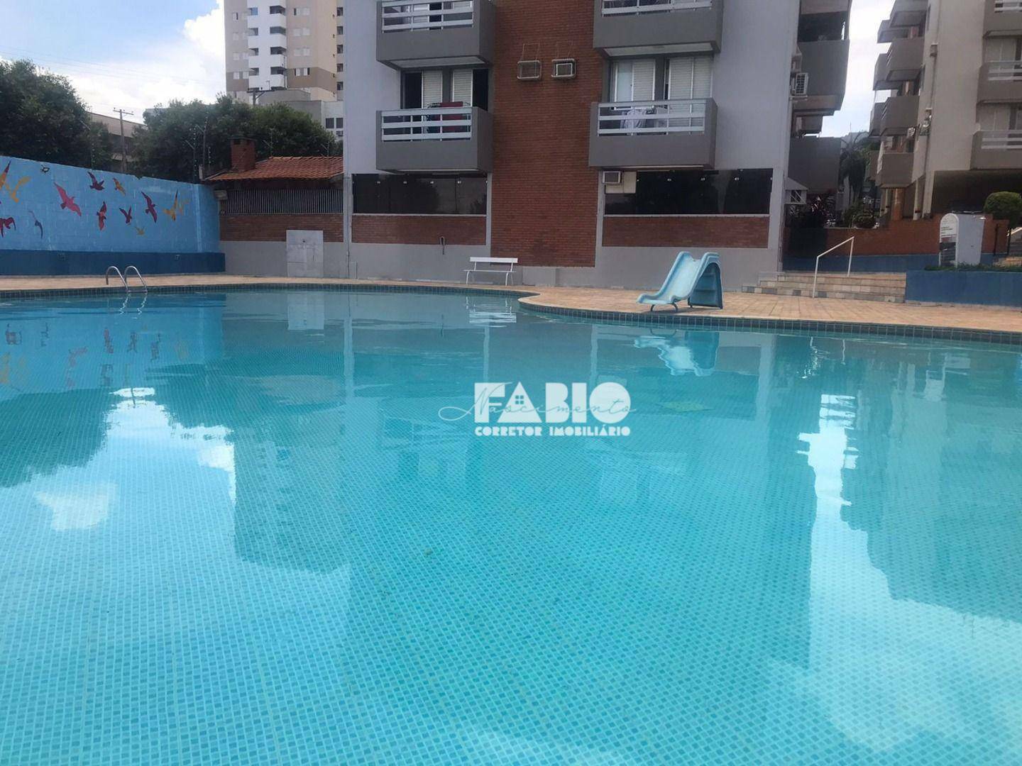 Apartamento à venda com 3 quartos, 98m² - Foto 1