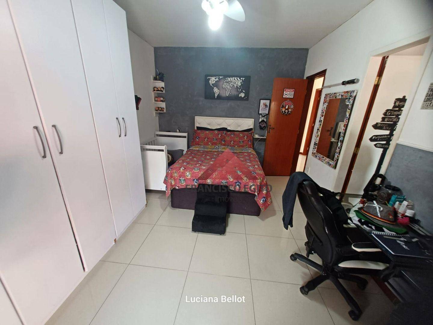 Casa à venda com 4 quartos, 160m² - Foto 17