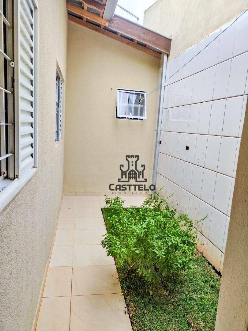 Casa à venda com 3 quartos, 80m² - Foto 22