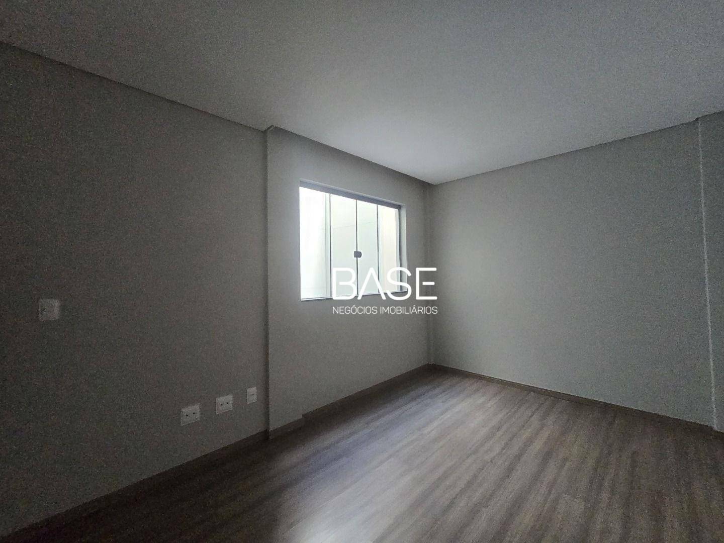 Cobertura, 4 quartos, 240 m² - Foto 4
