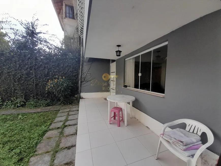 Casa à venda com 3 quartos, 627m² - Foto 3