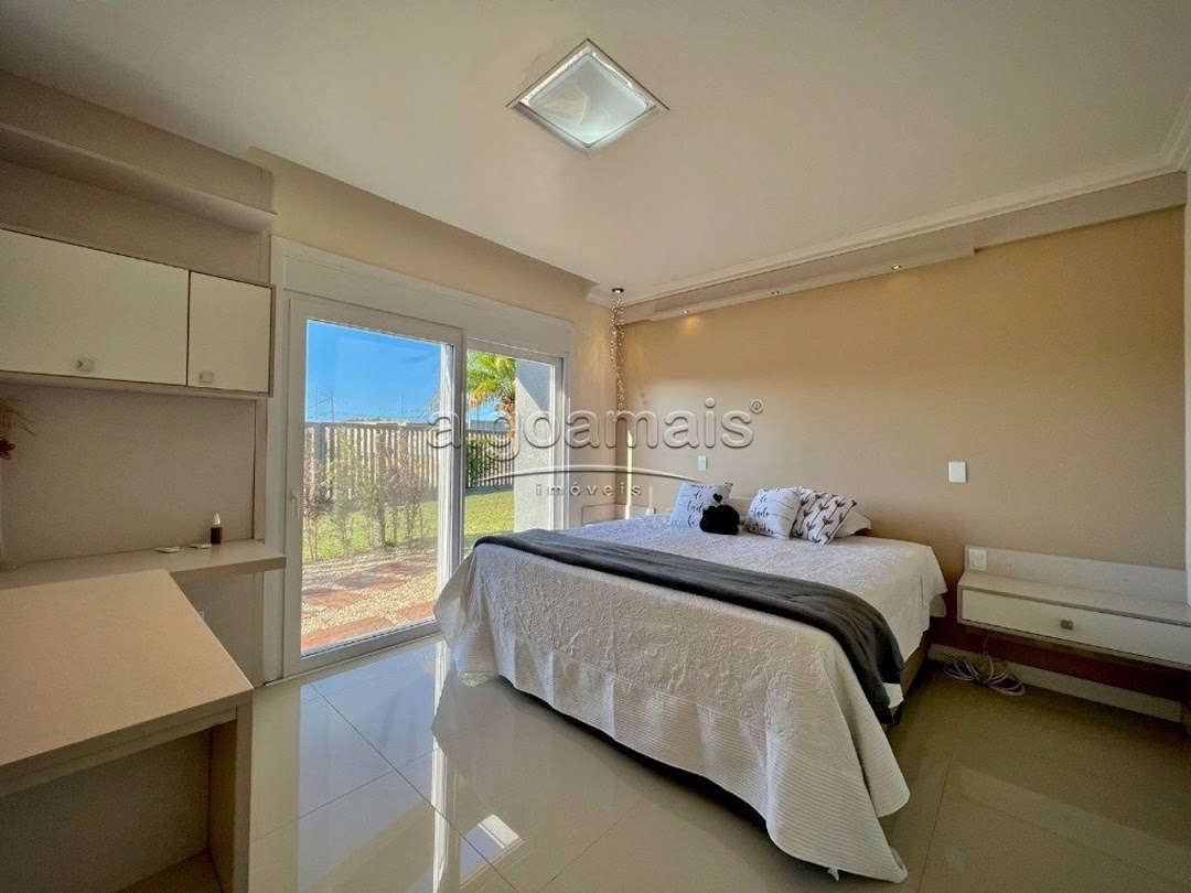 Casa de Condomínio à venda com 3 quartos, 198m² - Foto 17