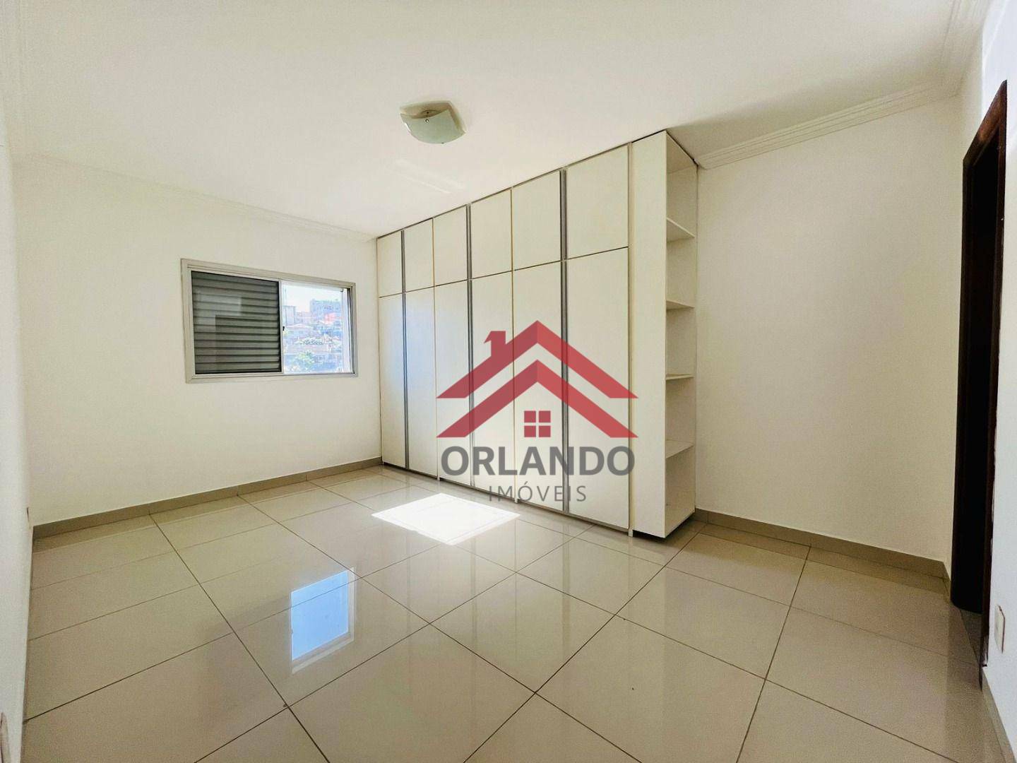 Apartamento à venda com 3 quartos, 124m² - Foto 9