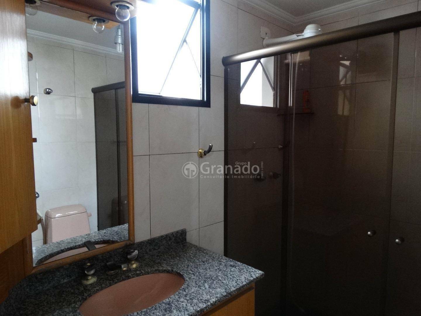 Apartamento à venda com 3 quartos, 132m² - Foto 32